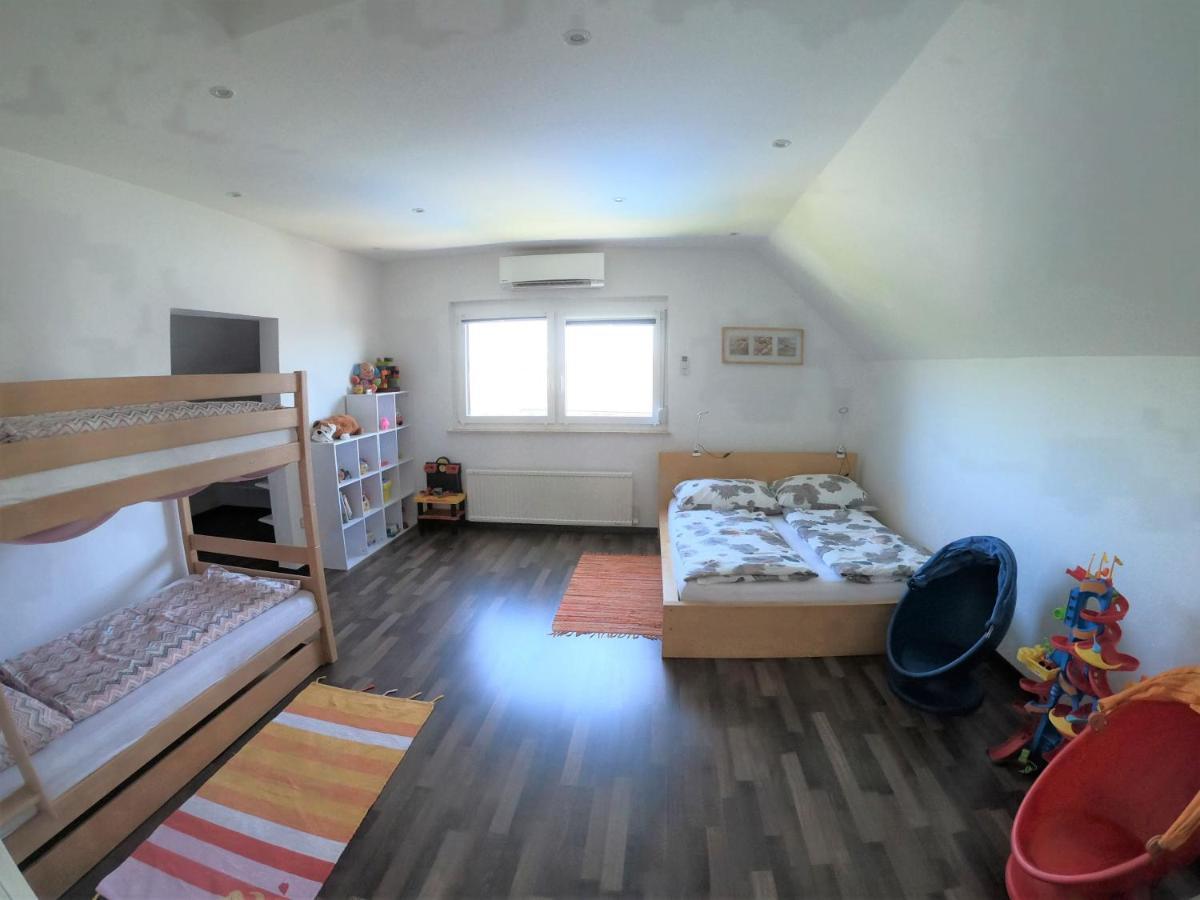 Ferienwohnung Pauli Moerbisch Am See Exterior photo
